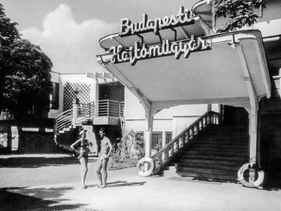 Balatonföldvár, Budapesti Hajtóműgyár üdülője
Forrás: archív képeslap