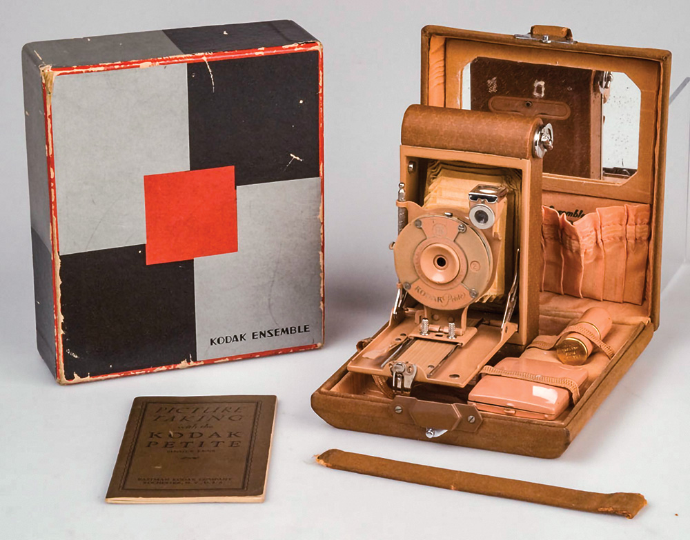 Kodak Ensemble Vanity Set a Green Valley Auctions kínálatából, 2008-ban