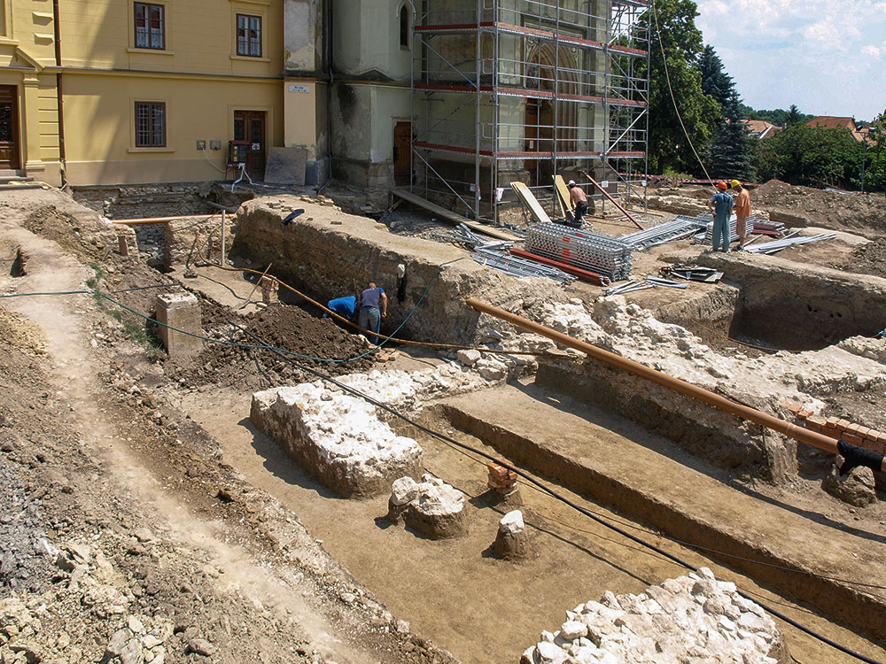 Ásatás a keszthelyi Fő téren, 2011