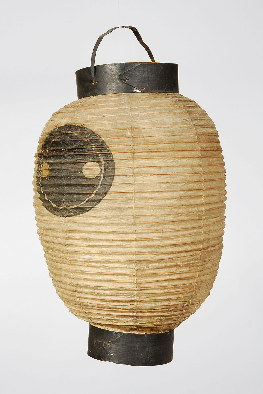 Lampion. A Néprajzi Múzeum egyes leltári számú tárgya Japán, 19. sz. 2. fele Ázsiagyűjtemény Fotó: Nagymarosy Ádám