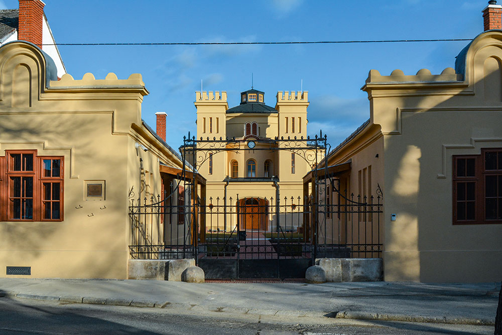 A kőszegi zsinagóga felújított épülete